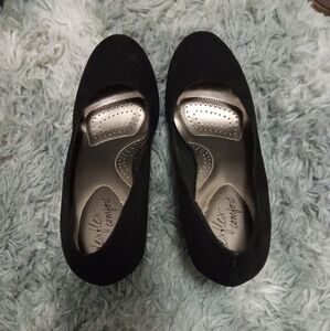 Dexflex comfort wedge heels